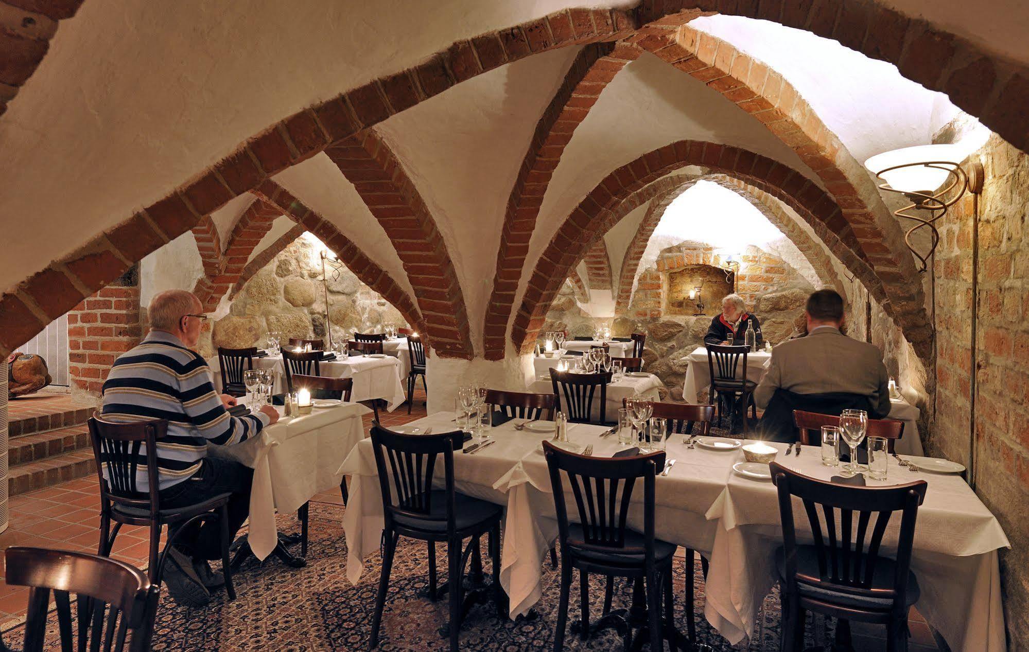 Vinhuset 3*